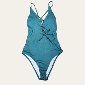 Cupshe Remind Me Solid One-Piece Swimsuit